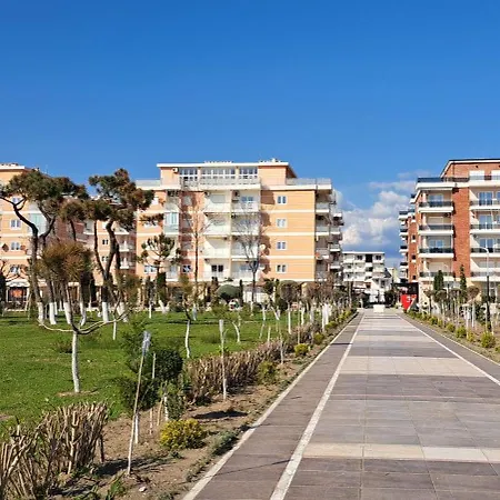 Lux Velipoj * Velipoja