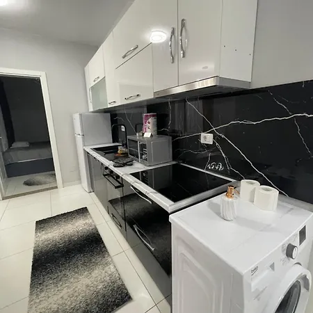 Lux Velipoj Apartman