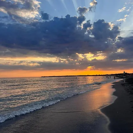 Lux Velipoj * Velipojë